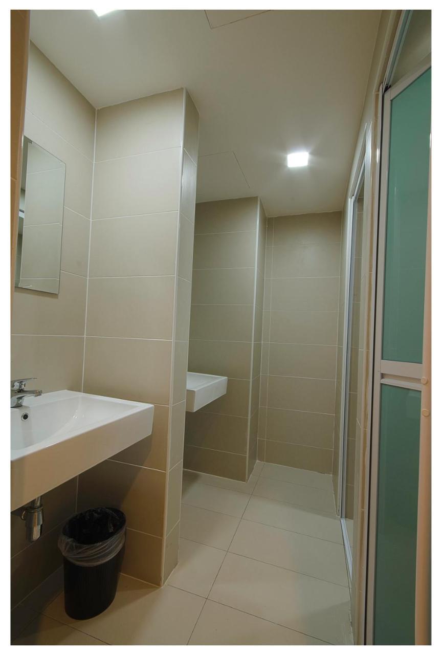Prime City Express Hotel Kluang Exterior photo